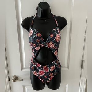 Shade & Shore Floral One Piece Bathing Suit